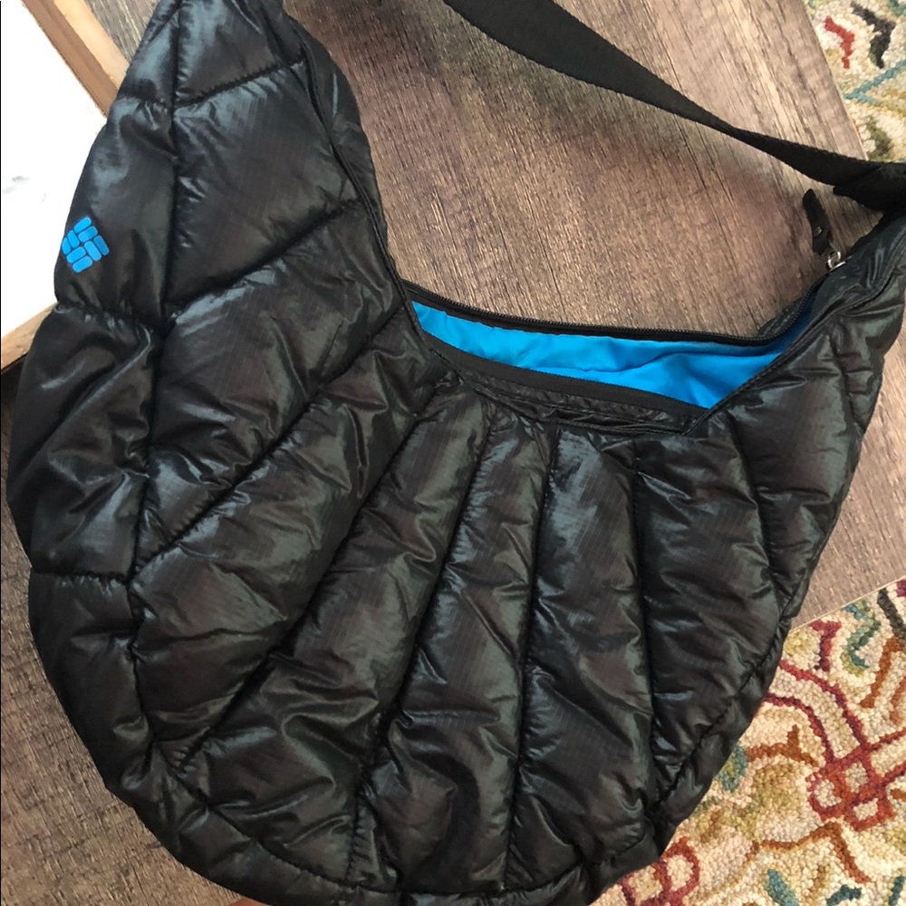 Columbia cross body purse